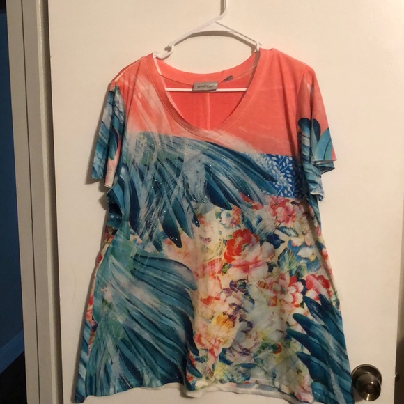 Avenue Tops - Women’s Top from Avenue